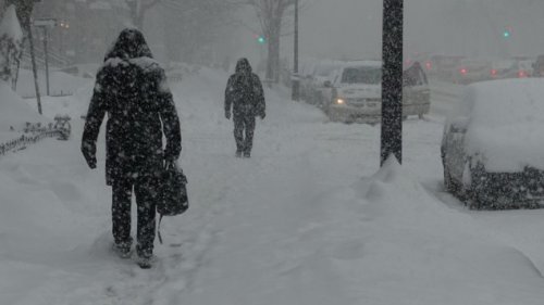 pietons-neige-tempete-montreal.JPG