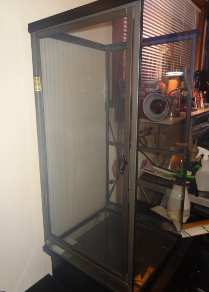 built screen side door