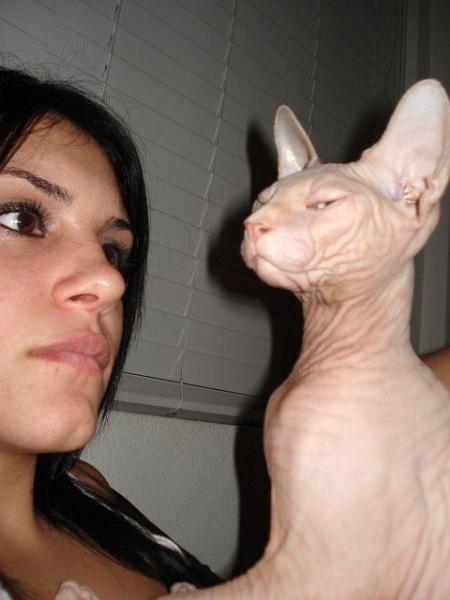 This is me n my hairless kitty :P also know as a Sphynx!